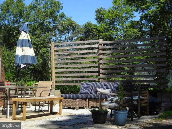 State College, PA 16803,291 OAKLEY DR