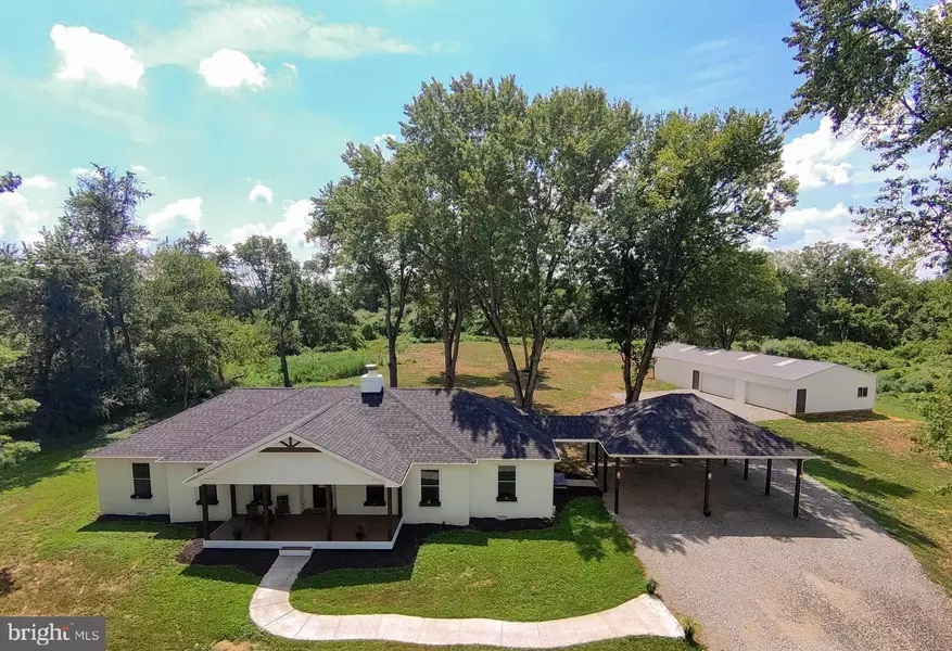 2195 ENGLE MOLERS RD, Harpers Ferry, WV 25425
