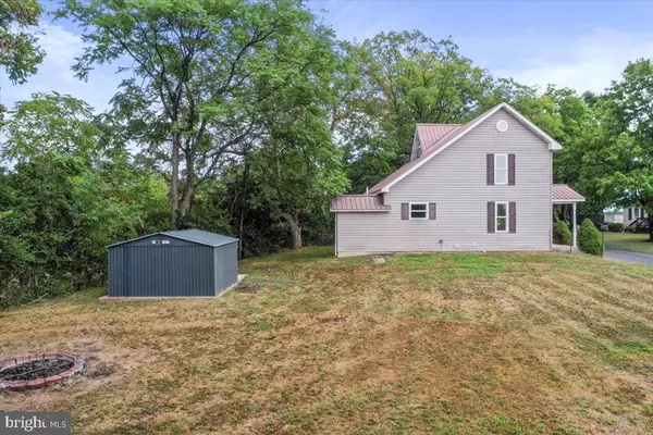 Martinsburg, WV 25405,235 SLONAKER LN