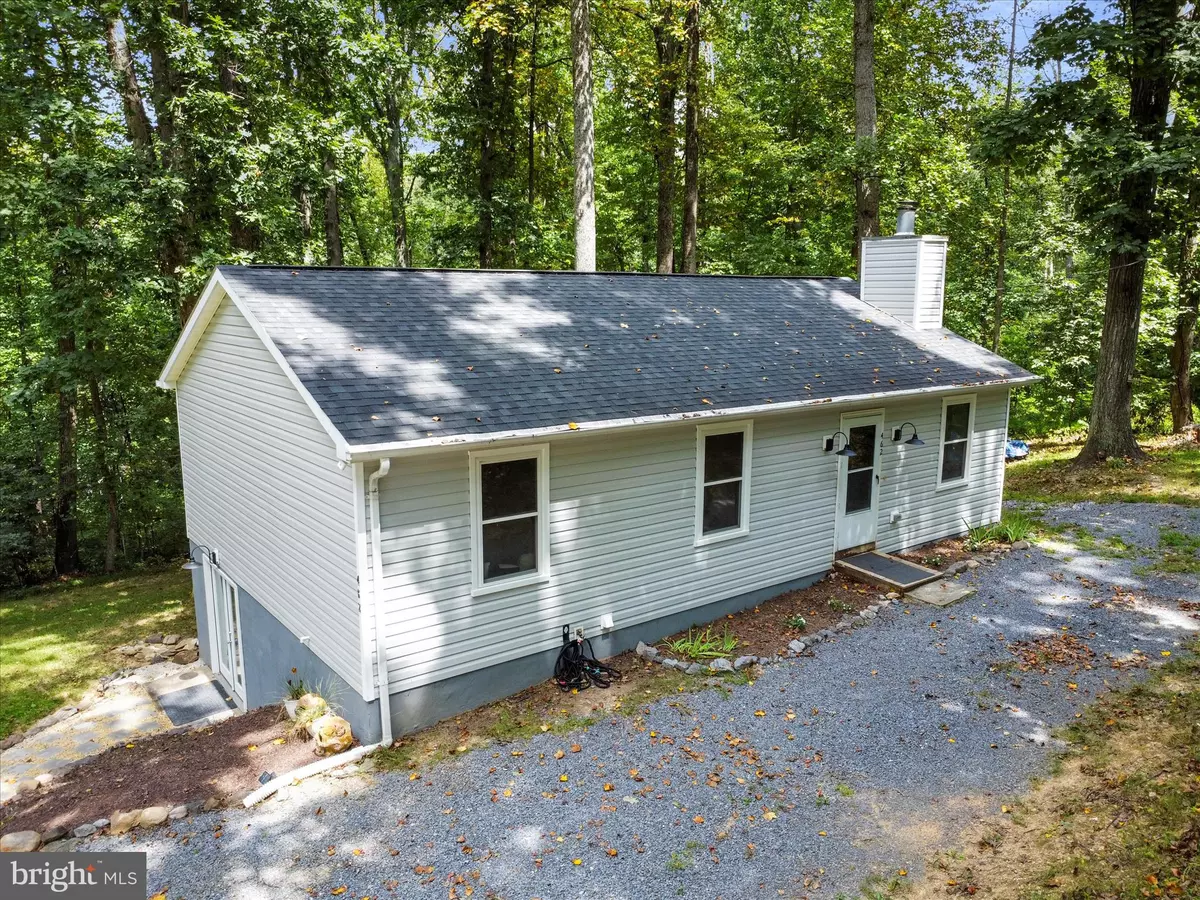 Harpers Ferry, WV 25425,462 WILD ROSE LN