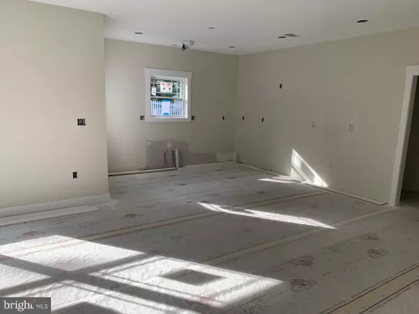 Shippensburg, PA 17257,108 BAKER AND RUSSELL DR