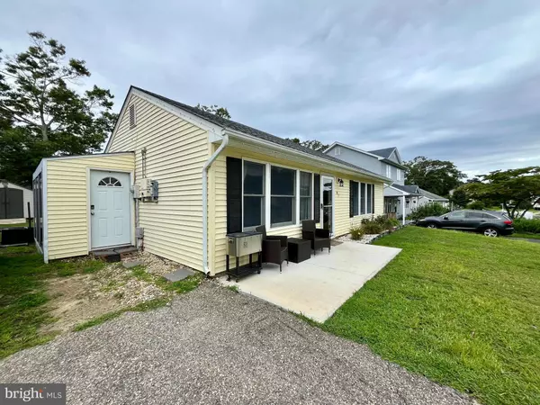 Barnegat, NJ 08005,87 VILLAGE DR