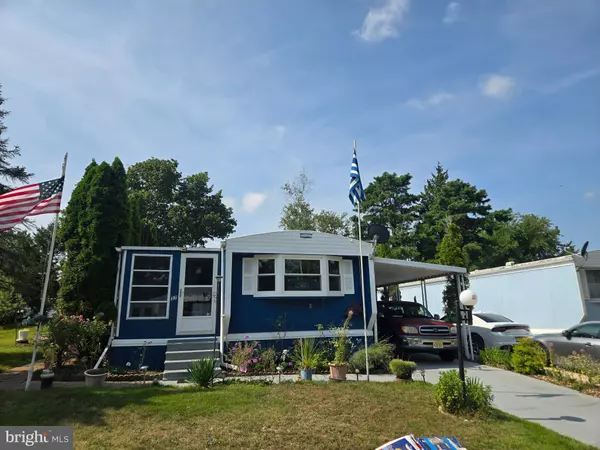 37 NANCY LN, Barnegat, NJ 08005