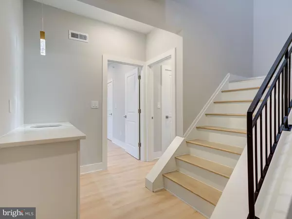 Philadelphia, PA 19122,1933-35 N LEITHGOW ST