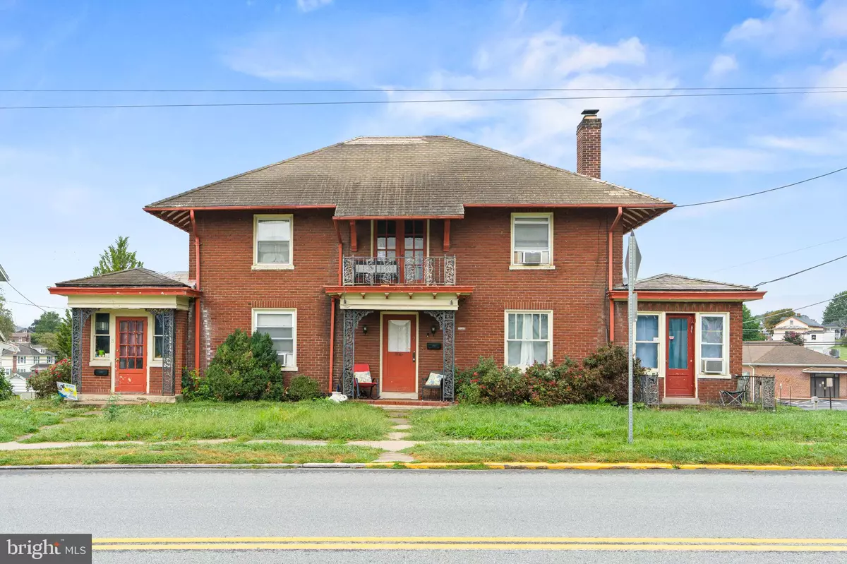 Spring Grove, PA 17362,186 N MAIN ST