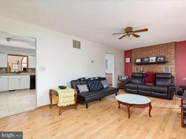 Timberville, VA 22853,335 N MAIN STREET