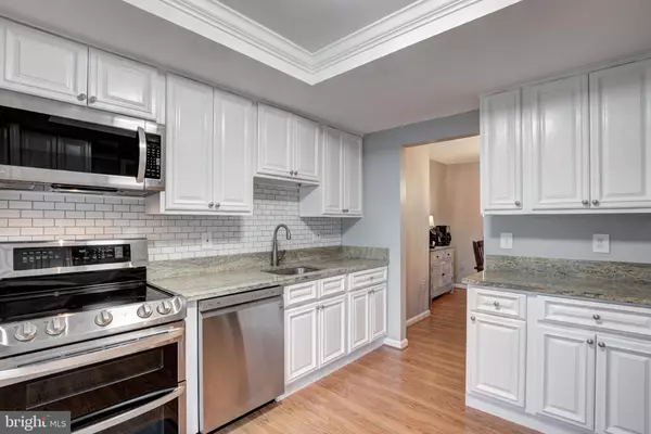 Springfield, VA 22153,7948 BETHELEN WOODS LN