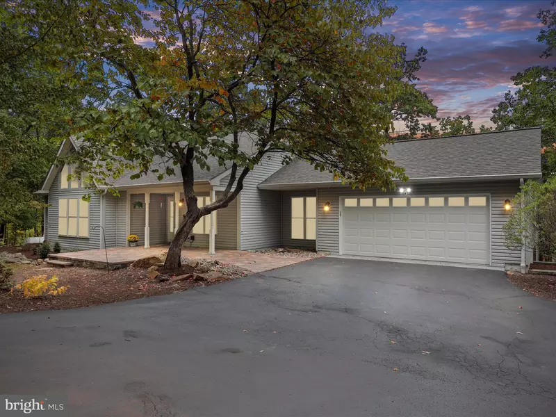 364 TOBOGGAN HILL TRL, Hedgesville, WV 25427