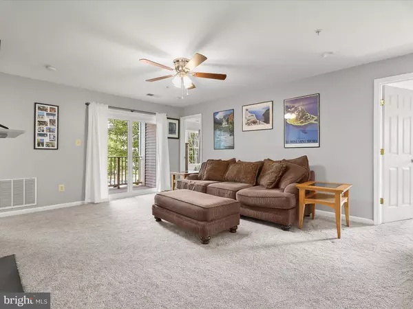 Baltimore, MD 21208,8811 STONE RIDGE CIR #201