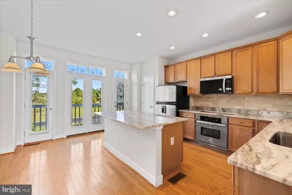 Berlin, MD 21811,10900 HOLYSTONE LN #202