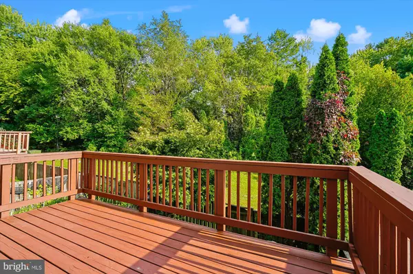 Woodbridge, VA 22193,3281 GINA PL