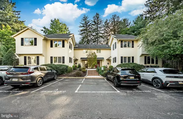 Bryn Mawr, PA 19010,116 MONTROSE AVE #A