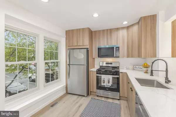 Manassas, VA 20111,8275 VERMONT PL