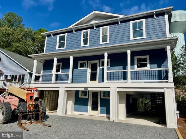 423 PERIWINKLE RD, South Bethany, DE 19930