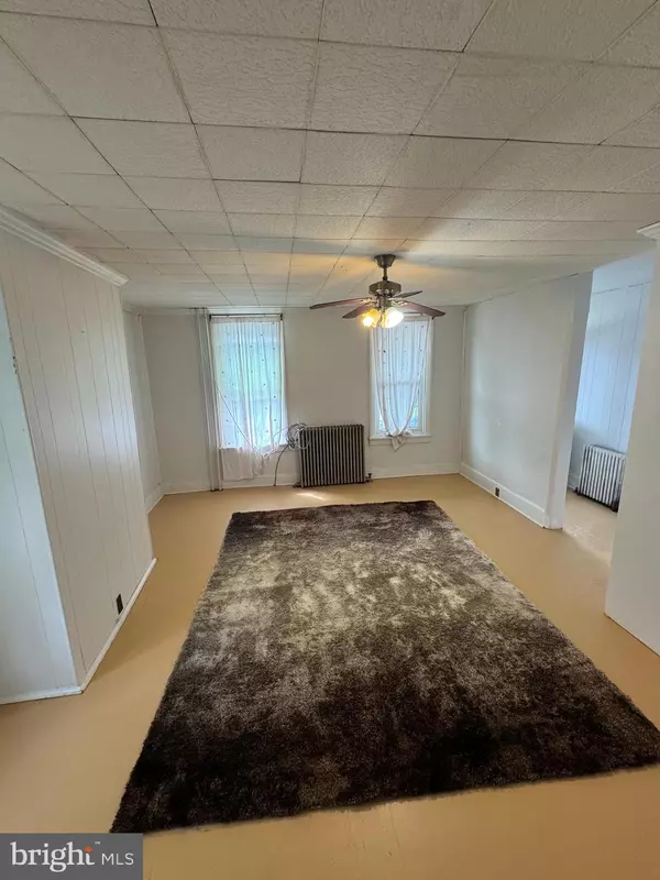 Phoenixville, PA 19460,365 CHURCH ST