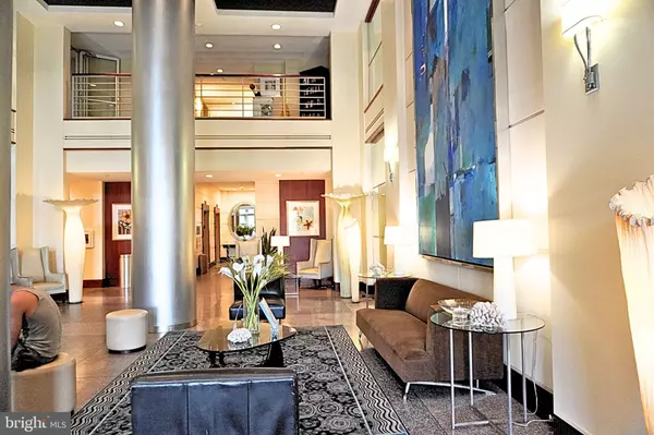 Atlantic City, NJ 08401,526 PACIFIC AVE #806