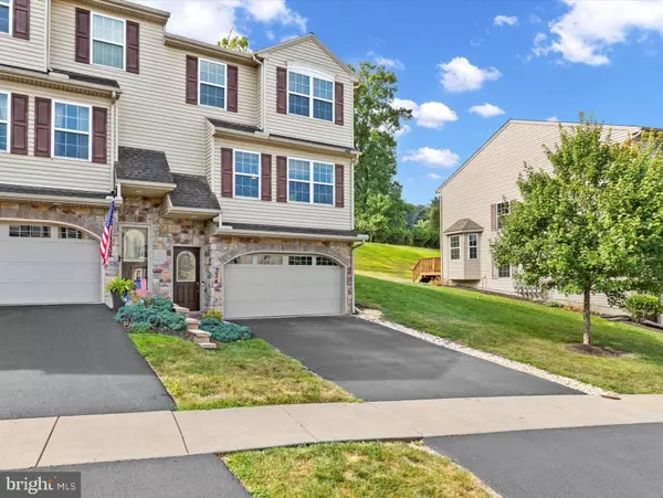 New Cumberland, PA 17070,334 WEATHERSTONE DR