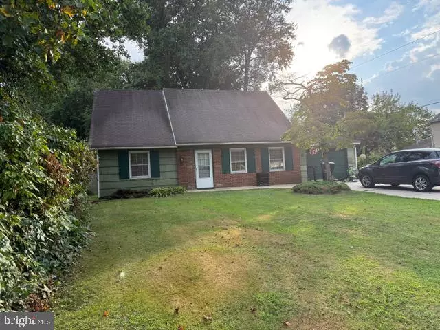 Willingboro, NJ 08046,6 MINSTREL LN