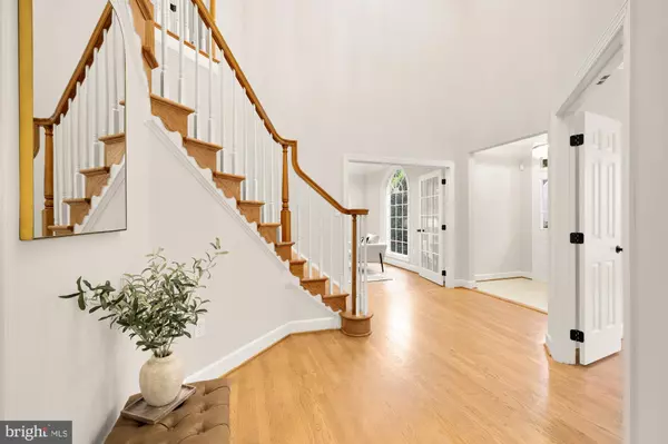 Potomac, MD 20854,7813 STABLE WAY
