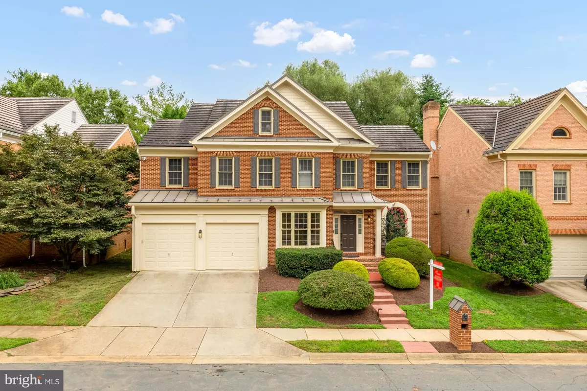 Potomac, MD 20854,7813 STABLE WAY