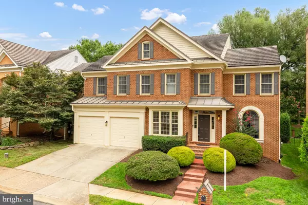Potomac, MD 20854,7813 STABLE WAY