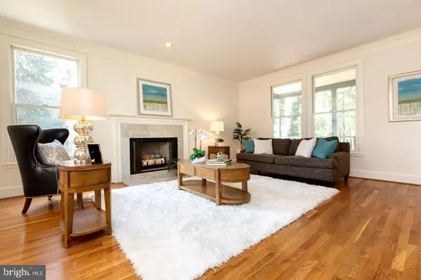 Bethesda, MD 20817,6413 WILSON LN