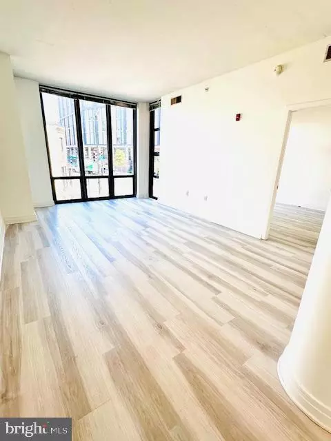 Washington, DC 20001,2120 VERMONT AVE NW #207