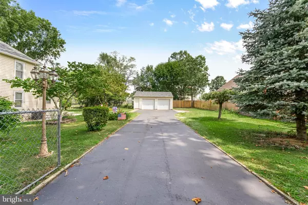 Florence, NJ 08518,501 6TH ST E