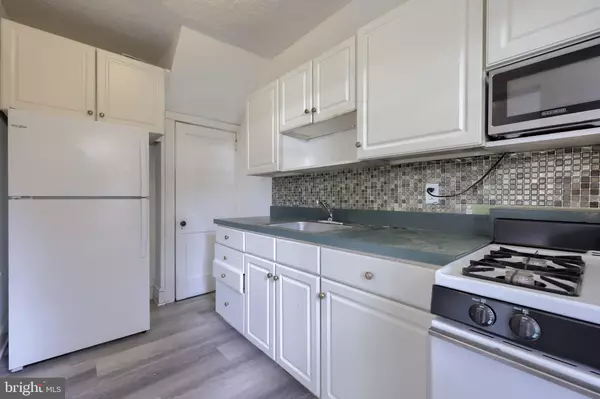 Lancaster, PA 17602,306 ICE AVE