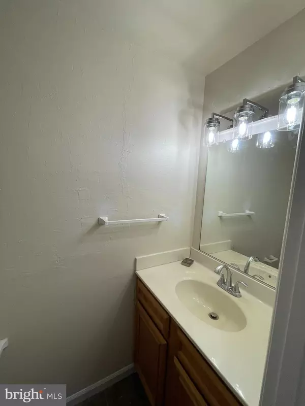Crofton, MD 21114,1664 YORKTOWN CT