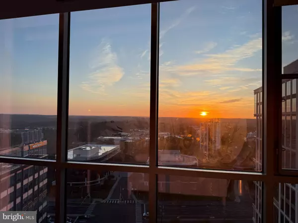 Rockville, MD 20852,930 ROSE AVE #1611