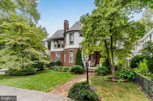 Camp Hill, PA 17011,24 N 23RD ST