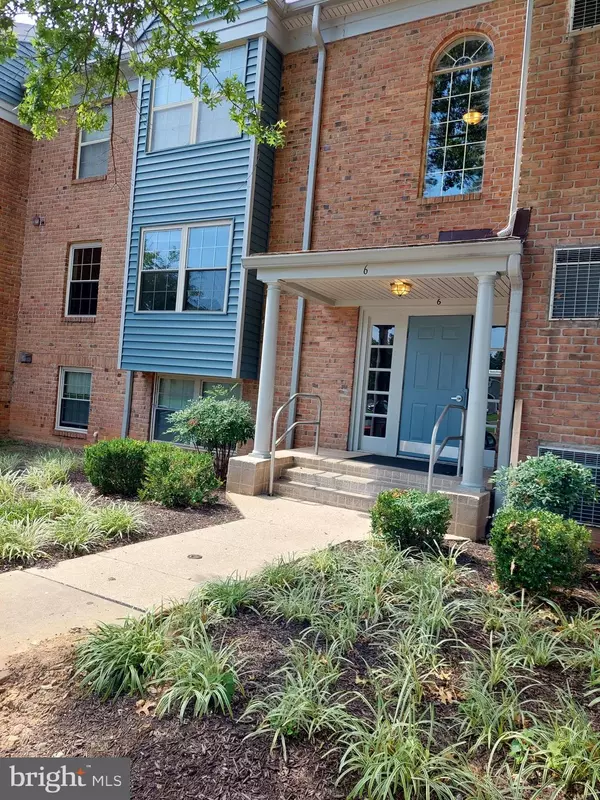 Essex, MD 21221,6 CLOVERWOOD #201