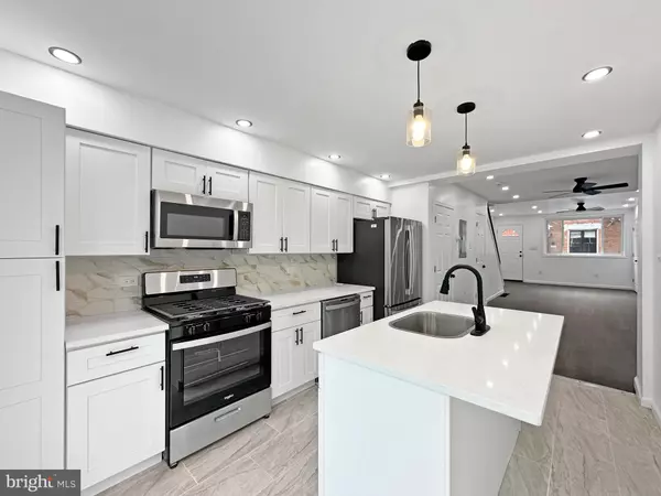 Philadelphia, PA 19145,2040 S NORWOOD ST