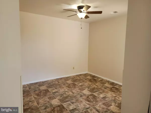 Enola, PA 17025,810 CHARLOTTE WAY #303