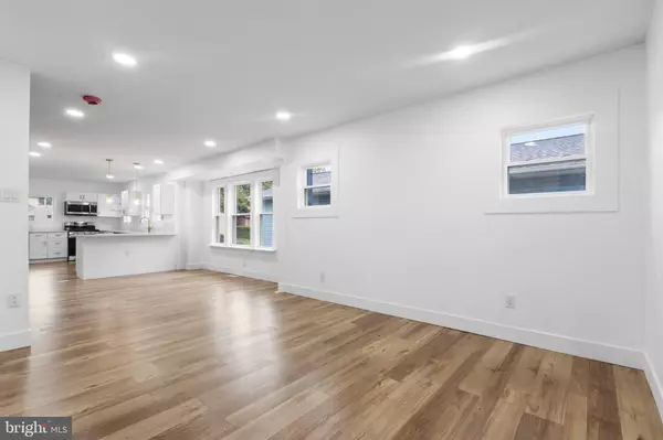 Westville, NJ 08093,621 HIGHLAND AVE