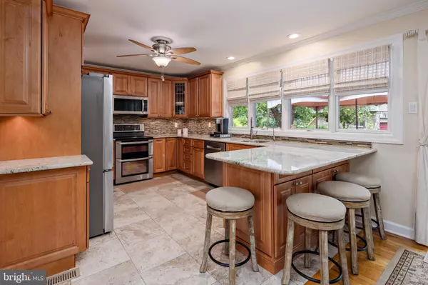 Gambrills, MD 21054,2114 HALLMARK DR