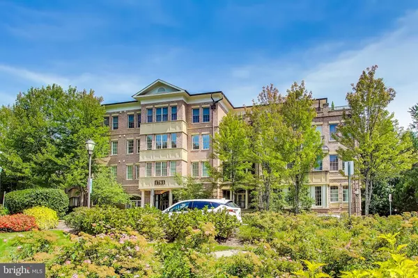 Mclean, VA 22102,1781 CHAIN BRIDGE RD #402