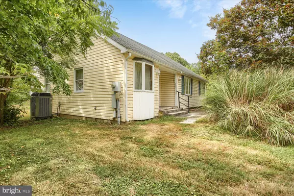 100 COLD SPRINGS RD, Carlisle, PA 17015