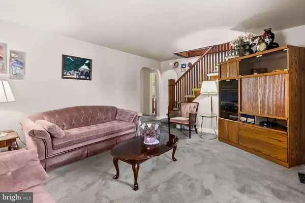 Phoenixville, PA 19460,810 MONTGOMERY AVE