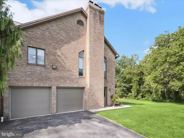 Williamsport, MD 21795,10642 HERSHEY DR