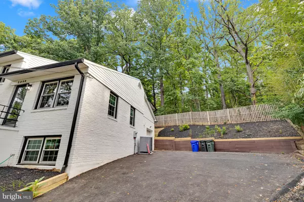 Arlington, VA 22202,3009 S HILL ST