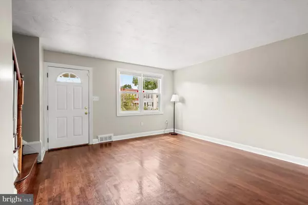 Parkville, MD 21234,1732 REDWOOD