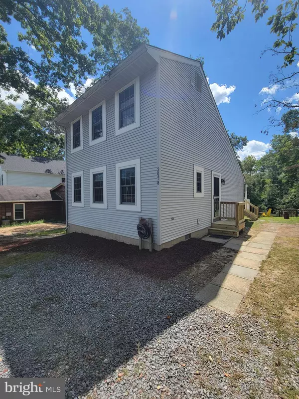 Edgewater, MD 21037,2058 SHORE DR