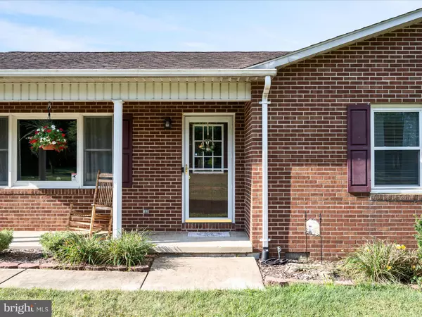 Shenandoah Junction, WV 25442,974 MELVIN RD