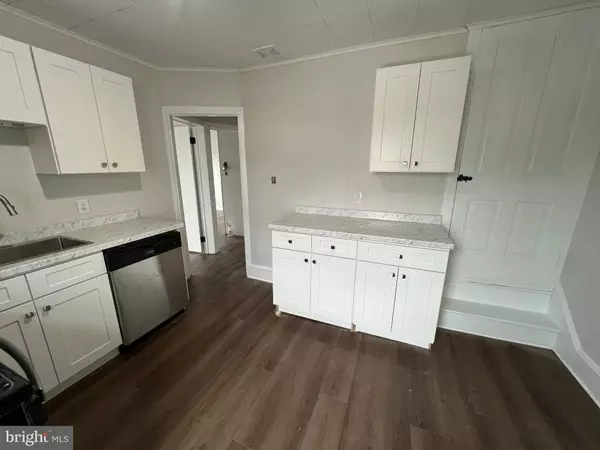 401 MAIN ST #B, Denver, PA 17517