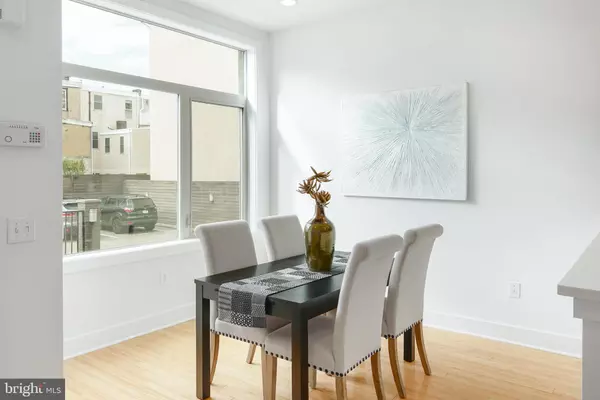 Philadelphia, PA 19123,1135 N HOPE ST #18