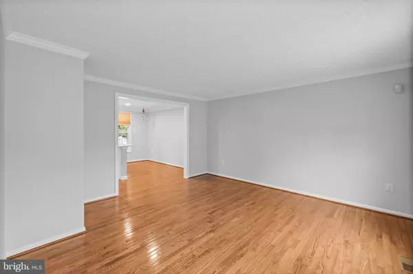 Gaithersburg, MD 20877,17810 HAZELCREST DR