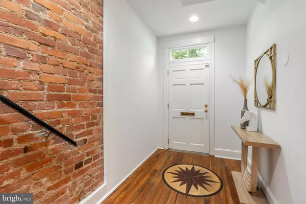 Washington, DC 20007,1683 35TH ST NW