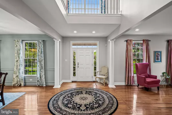 Moorestown, NJ 08057,3 WHITE TAIL CT